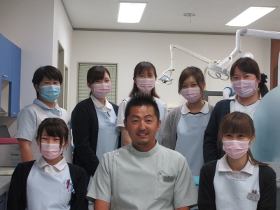 ドクター、スタッフ集合写真