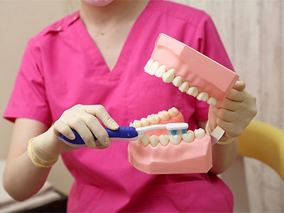 東京都豊島区「はやしだ歯科」の歯科衛生士求人（パート/非常勤）-歯ブラシ指導