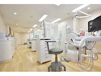 東京都立川市「立川さくら歯科クリニック」の歯科医師求人（常勤）-診察室