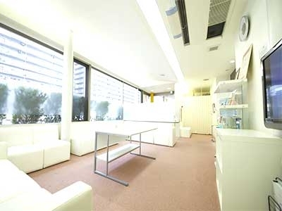 埼玉県三郷市「BRISTO DENTAL CLINIC」訪問歯科医師（非常勤）募集-医院受付写真